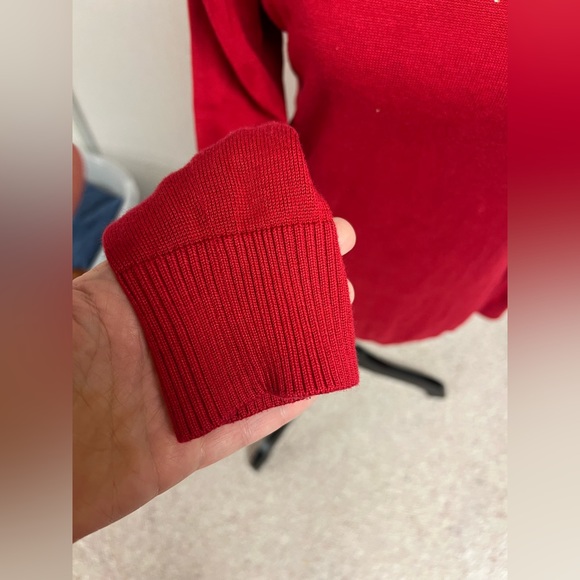 Calvin Klein sweater - Picture 4 of 6